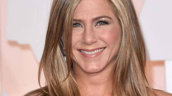 Модната еволюция на: Дженифър Анистън