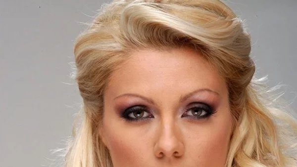 Венета Райкова трябва да плати 30 000 лв. на Юксел Кадриев