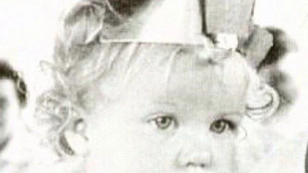 Можете ли да познаете коя е тази певица