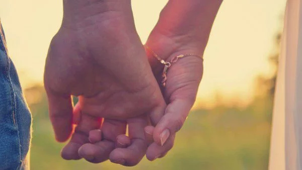 Притча за любовта и щастието