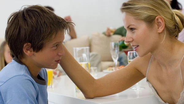 Защо е толкова важно да говорите с децата