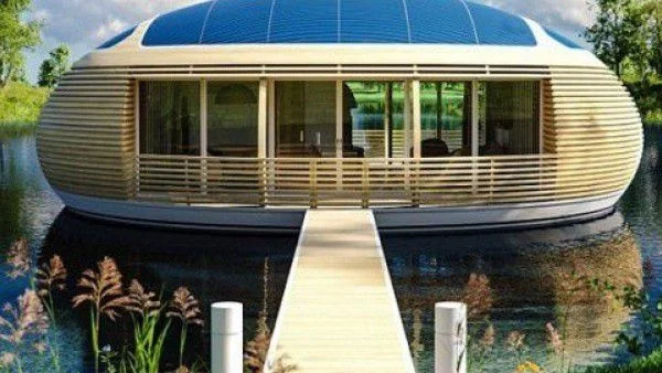 Да живееш в екологична плаваща къща