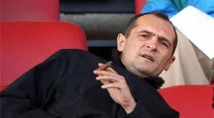 Божков продаде 49% от "Евробет" на грък 