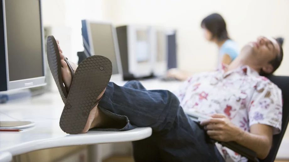 Учени доказаха: Вродено ни е да сме мързеливи 