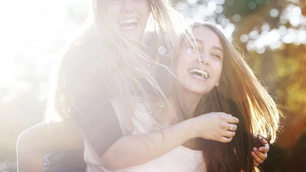 10 неща, които само сестрите разбират