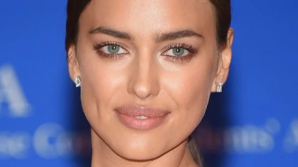 Ирина Шейк била грозното пате в училище