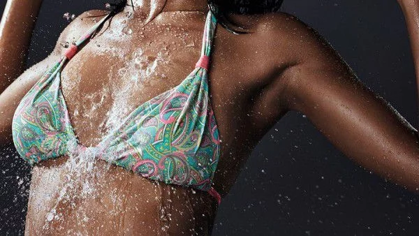 Иновативният бански Palmers Lotus