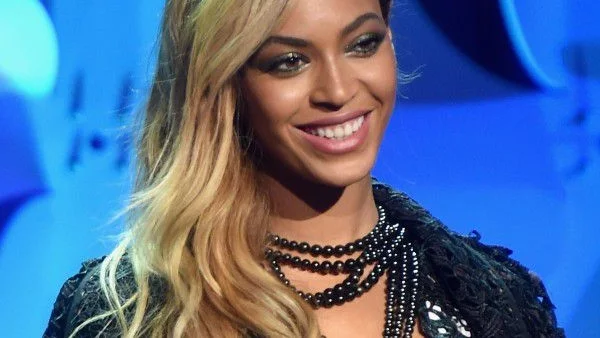 Китайски барабанистки на рождения ден на Бионсе