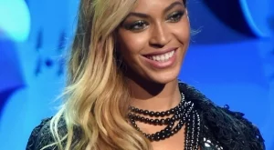 Бионсе се поглези с торта за 3000 долара за рд-то си (снимки)