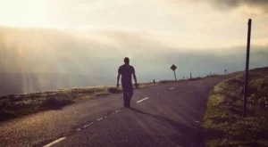 Когато хората си тръгват... (за всички вас)