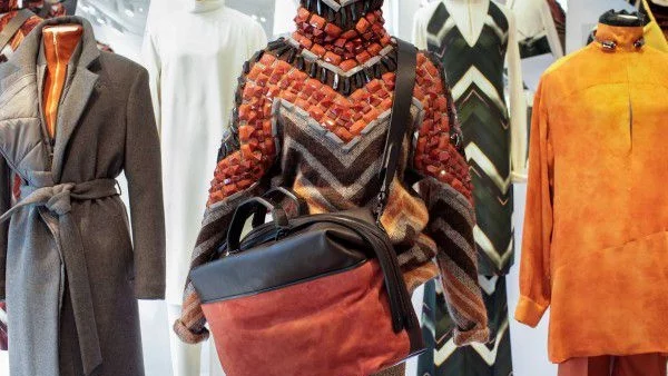 Спортен футуризъм и звезден блясък за есен/зима 2015