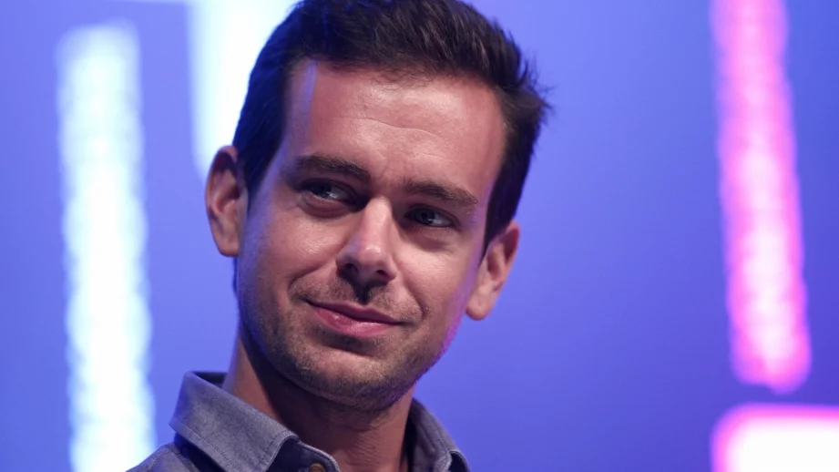 5-има шефове на известни компании, които взимат по-малка заплата от вас