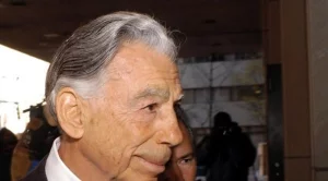 Почина легендарният милиардер Кърк Керкорян 