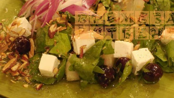 Салата със спанак и череши