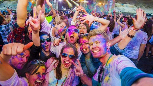 Броени дни до Фестивала на цветовете в София