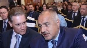 Работодателите ще искат от Борисов да махне клас "прослужено време"