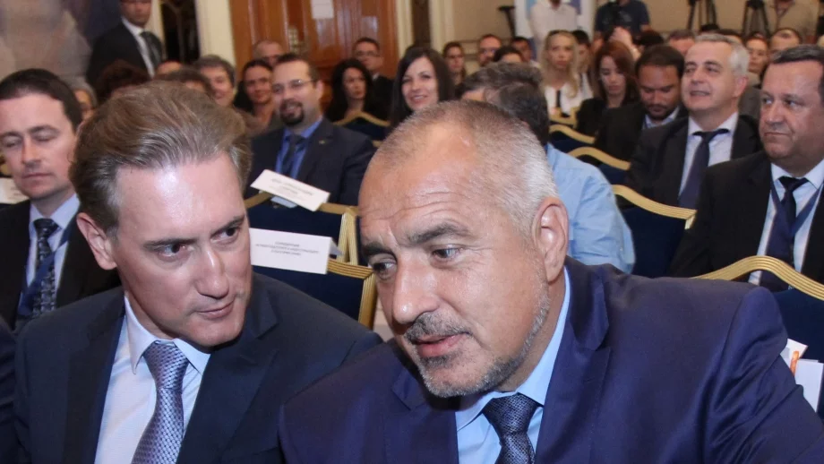 МС подкрепи проект на Домусчиеви за завод за лекарства