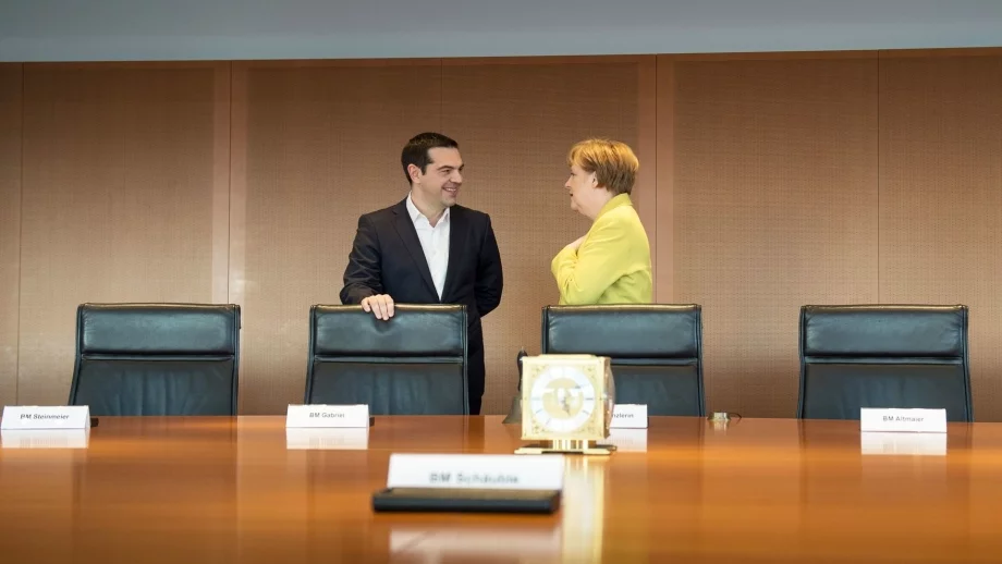 Еврогрупата обсъжда молбата на Гърция за нова спасителна програма