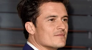 Голи снимки на Орландо Блум взривиха интернет