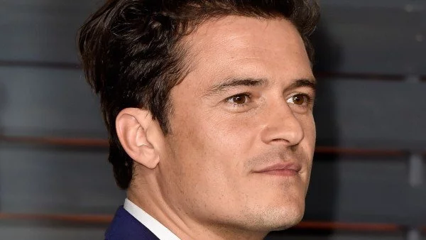 Голи снимки на Орландо Блум взривиха интернет