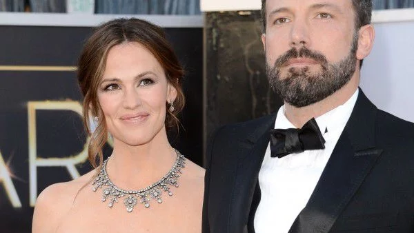 Край! Дженифър Гарнър и Бен Афлек се развеждат