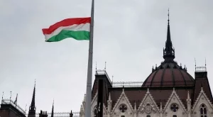 Унгария плаща на млади емигранти да се завърнат у дома