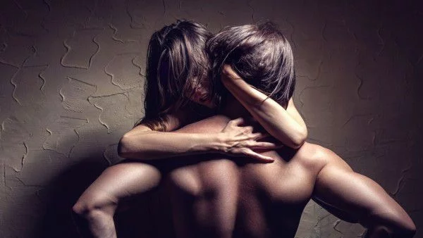 Секс пози според размера на мъжкото достойнство