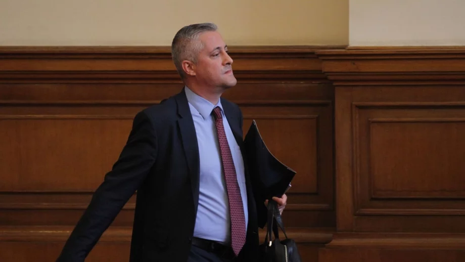 Лукарски не смята горивата в България за твърде скъпи