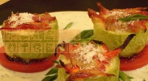 Пълнени тиквички с прошуто, шунка и пармезан