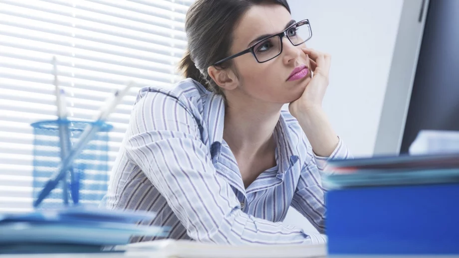 От храненето на бюро се напълнява 