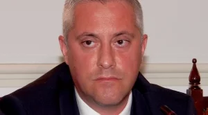 Лукарски: Цените на горивата падат, просто нямаме собствени добиви на петрол