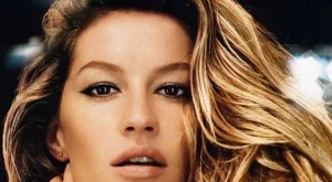 Бронди - хит при косата това лято