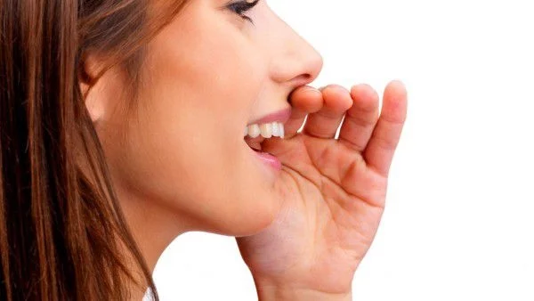 Всъщност е полезно да си говориш сама