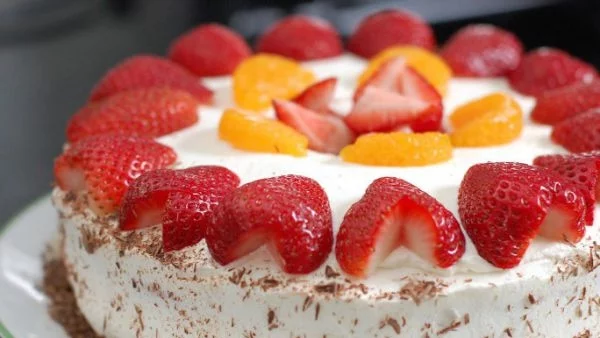 Лесна плодова торта