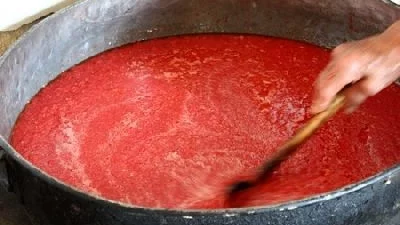 Съюзът на преработвателите: Няма доказателства, че лютеницата съдържа олеамид