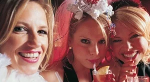 Изненади и подаръци, с които да зарадвате бъдещата булка