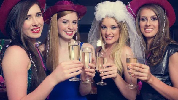 Как да организирате най-хубавото моминско парти