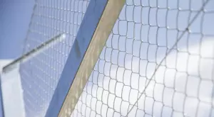 Защо Сърбия слага ограда по границата с България?