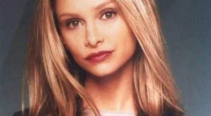 Чудите ли се как изглежда днес актрисата от Али Макбийл? 