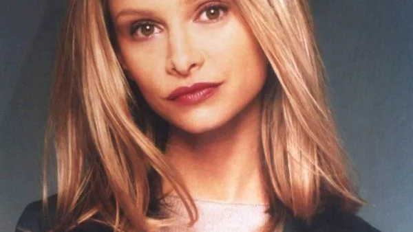 Чудите ли се как изглежда днес актрисата от Али Макбийл? 