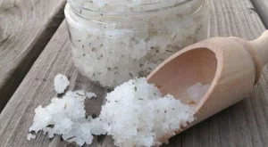 Охлаждащ скраб за крака