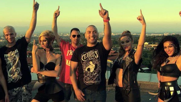 Део, Лео и Играта са "#1”