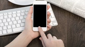 Честото използване на мобилен телефон увеличава риска от мозъчен тумор