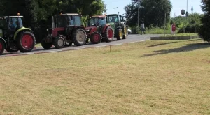 Български студенти ще се обучават на руска селскостопанска техника