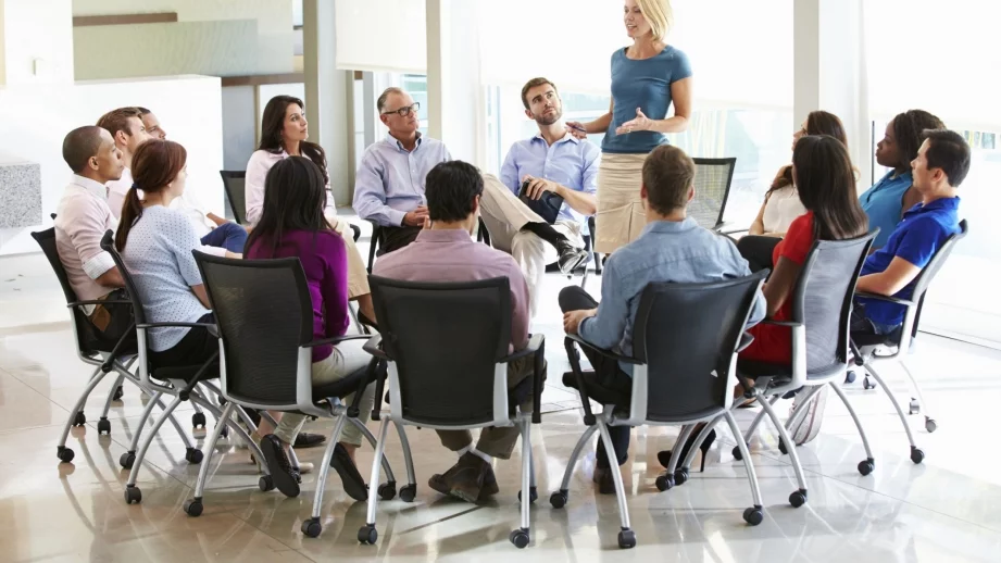 Следвайте тези съвети, за да изпъкнете в офиса 