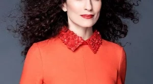    Саня Армутлиева е четвъртият член от журито на X Factor