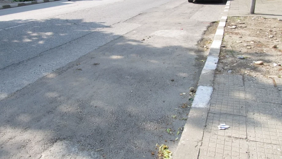 От "Спаси София" предлагат програма за ремонт на тротоарите в столицата