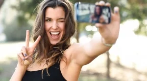 Хърватските власти към туристите: Спрете с тъпите селфита 