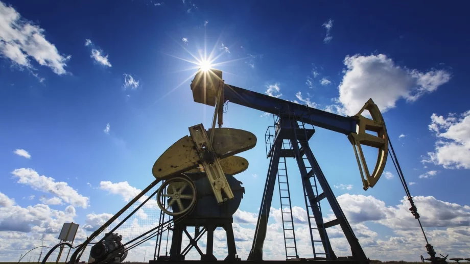 Техническите индикатори оказват подкрепа на петрола