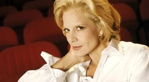 Силви Вартан представя книгата си "Мама..." в България